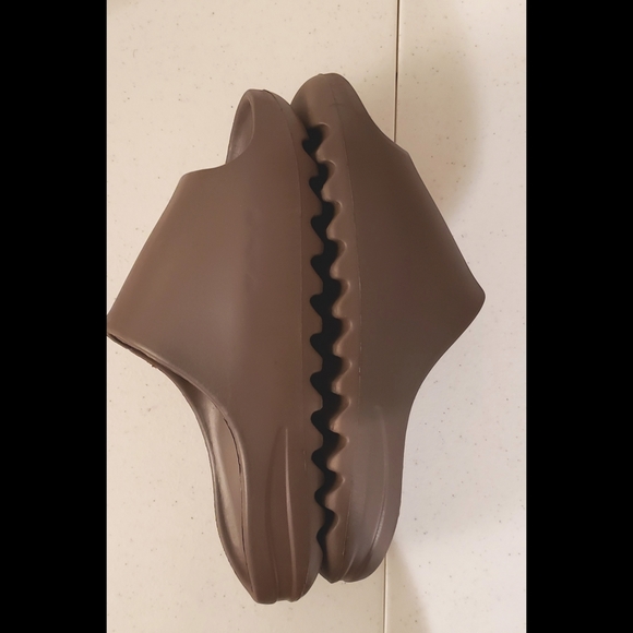 FOAM SLIDES HOUSE SLIPPERS Men's size - 10 - 11 | EU 44 - 45 - Picture 3 of 7